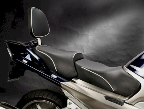 World Sport Performance Seats on the 2006+ Yamaha FJR 1300. Passenger Backrest Sold Separately.